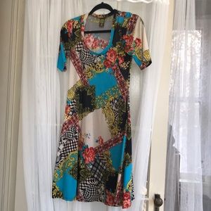 24/7 medium floral dress